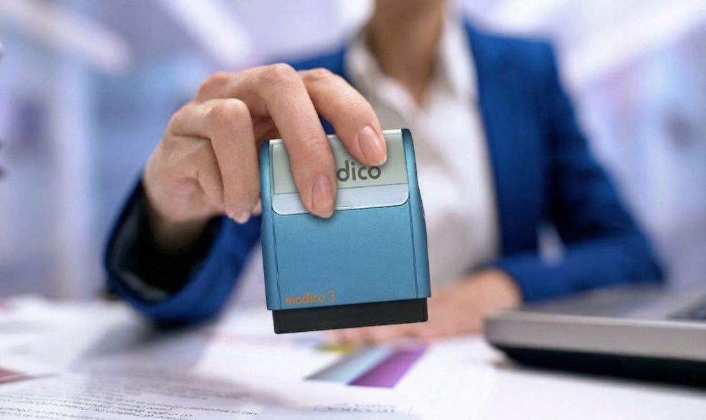 Prémium Modico® bélyegzők különböző méretben – éles lenyomat és tartós kivitel.